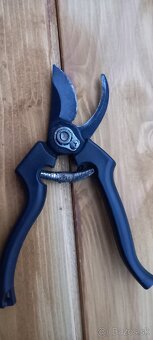 Predam noznice fiskars P90 - 2