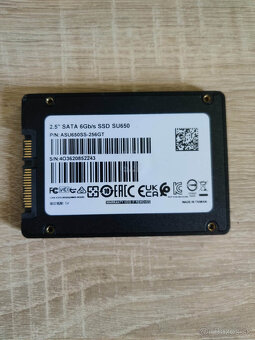 ADATA Ultimate SU650 256 GB - 2