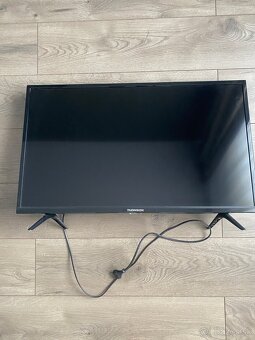 Predám tv Thomson 32HD3306 + zdarma DVB anténa - 2