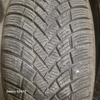 Zimné pneu. 235 60 R18 - 2