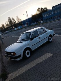 Škoda 105s - 2