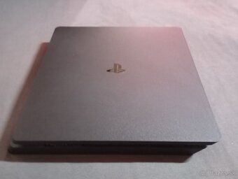 Predám playstation - 2