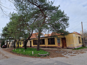 ZNÍŽENÁ CENA Viacúčelová budova na predaj v Dunajskej Stred - 2