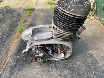 Velorex 250 motor - 2