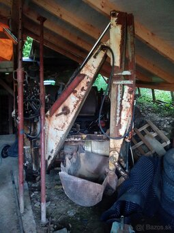 Doma robený traktor s podkopom 4x4 - 2