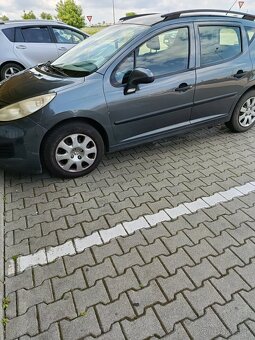 Peugeot 207 - 2