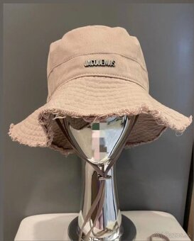 Jacquemus klobúk - 2