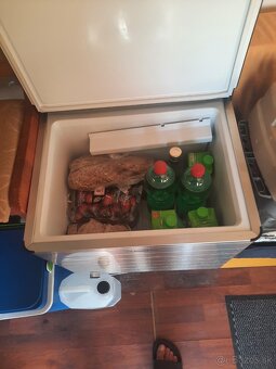 Predám chladničku Dometic - 2