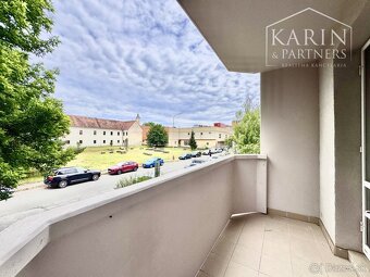Zrekonštruovaný 3-izbový byt s loggiou, 78 m2 – J. J. Boora - 2