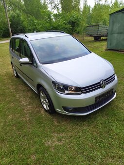 Volkswagen Touran 1.6 TDI Comfortline - 2