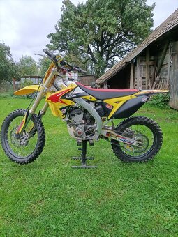Suzuki rmz 250 vhodná na go alebo nd - 2