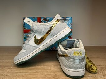 Nike SB Dunk Low Sean Cliver - 2