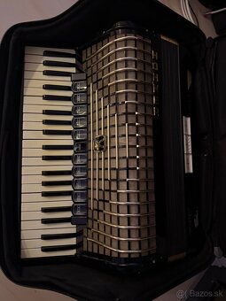 Akordeón HOHNER ATLANTIC IV - 2