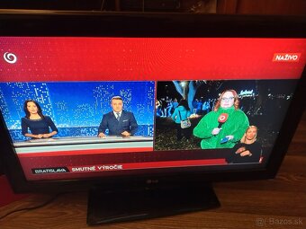 LG 32LD690 32" FULL HD TV 82CM - 2