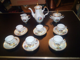 Cajova a kavova supravy Tri Gracie. - 2