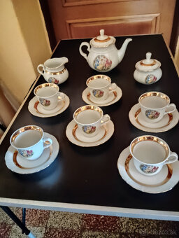 Cajova a kavova supravy Tri Gracie. - 2