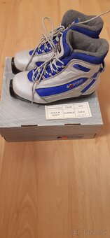 Predám set detských bežiek Salomon - bežky, topánky, palice - 2