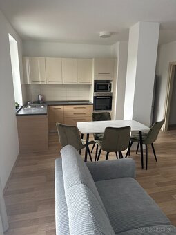 Prenájom 2-izbového bytu v novostavbe s garážovým státím - 2