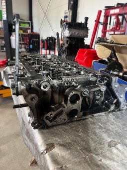 Hlava motora KIA sportage - 2