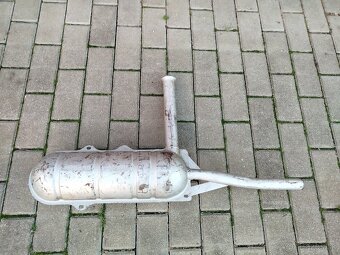 Výfuk na škoda 100 - 2