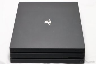 PS4 Pro CUH-7016B komplet vyservisovaná + 2 hry - 2