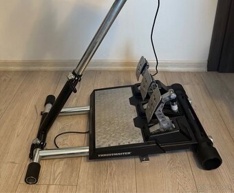 Pedálová súprava Thrustmaster T-LCM so stojanom - 2