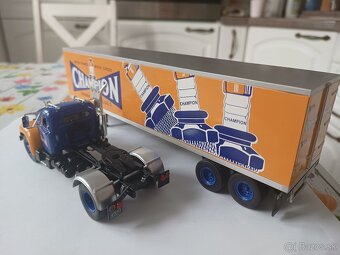 1:43 Mack kamión - 2