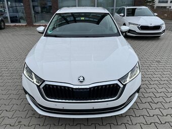 Octavia Combi 2.0 TDI First Edition - 2