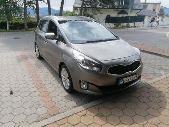 Kia carens - 2