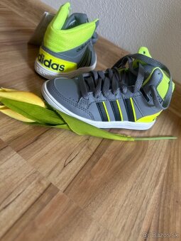 Adidas kožené botasy 28 nové - 2