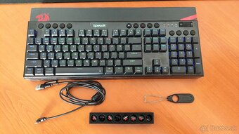 Predám klávesnicu REDRAGON K618 Horus (model: RED-K618-R33BK - 2
