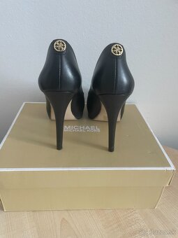Guess kožené lodičky veľ. 36/ vd. 23,5cm - 2