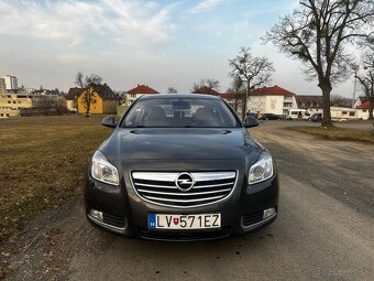 Opel-Insignia limuzína - 2