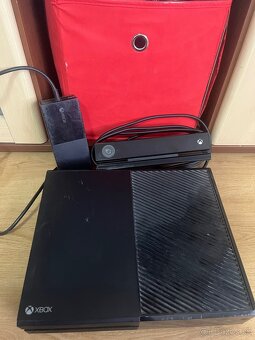 Predám Xbox One – s Kinectom a 7 hrami - 2