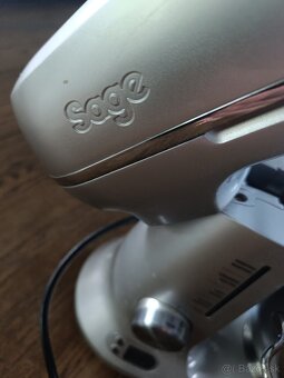 Robot Sage BEM825 - 2