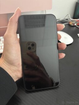 Predám Apple iPhone 11 – 128 GB, vo veľmi dobrom stave - 2