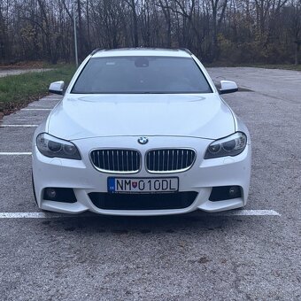 BMW 530xd Mpacket Xdrive PANO webasto adaptiv kamera tažné - 2