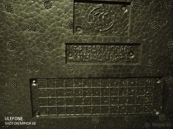 Predám organizér Kia Carens - 2