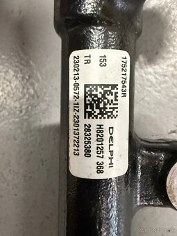 Vysokotlaká rampa paliva Renault Master 175217543R - 2