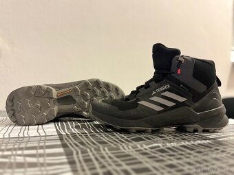 Adidas TERREX Swift R3 - 2