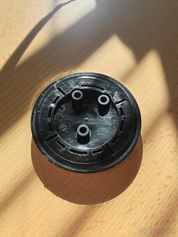 Predám BMW originály znak - 2