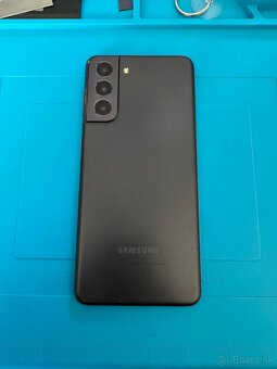 Samsung Galaxy S21 - 2