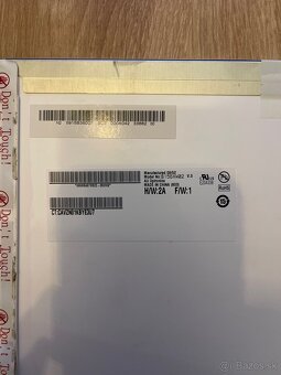 LCD panel B156XW02 V.0 - 2