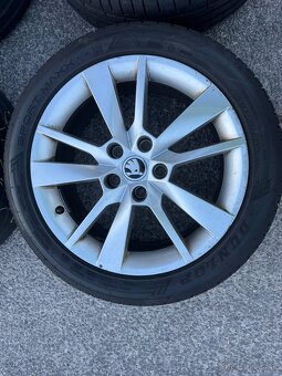 Škoda Octavia 225/45R17 - 2
