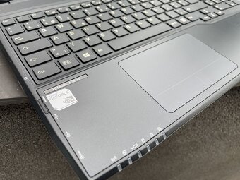 Notebook na hry s NVIDIA GeForce - 2