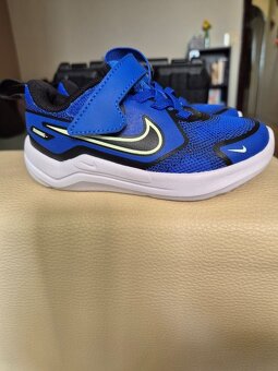 Predám chlapčenské tenisky Nike - 2