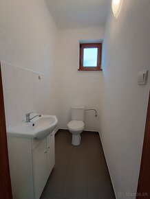 PRENÁJOM – KOMERČNÝ PRIESTOR 36m2 V CENTRE ZLATÝCH - 2