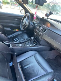 BMW e90 330i - 2