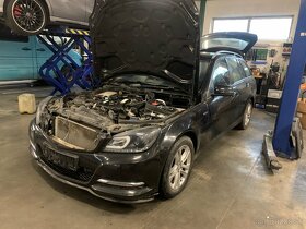 Rozpredam Mercedes c220cdi w204 facelift - 2
