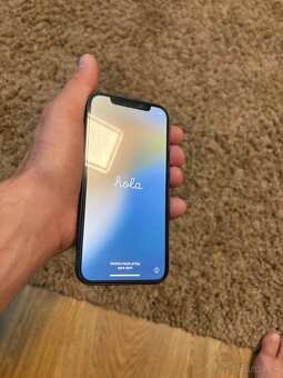 iPhone 12 100% batéria - 2